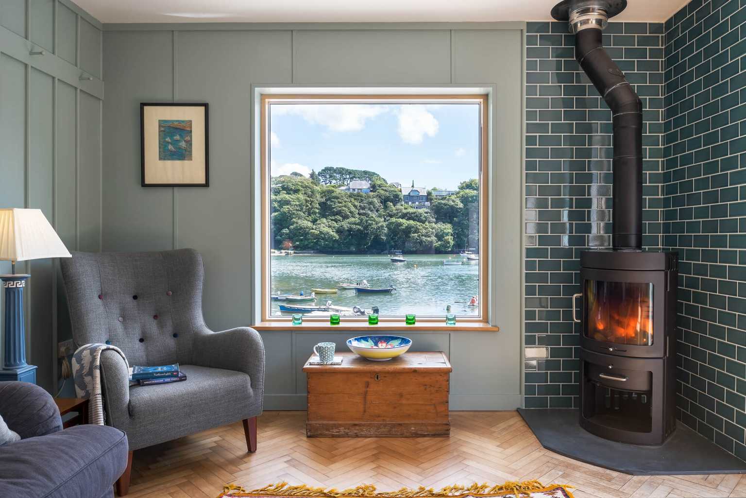 Sea view holiday home overlooking the Helford River in Falmouth